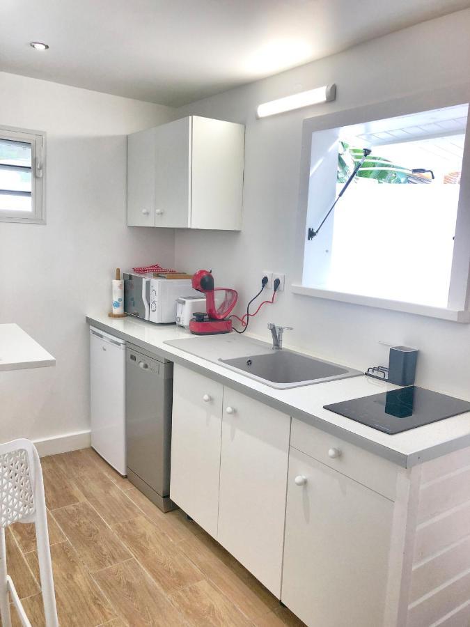 Residence O Coeur De Deshaies Appartements Exotik Et Tropikal Bagian luar foto